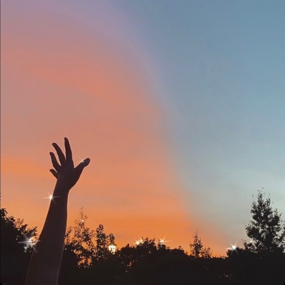 OFFERS WELCOMED ✨💗🥳 - Picture 1 of 1